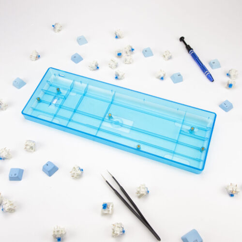 Plastový Case pro klávesnici v modré barvě, průhledný